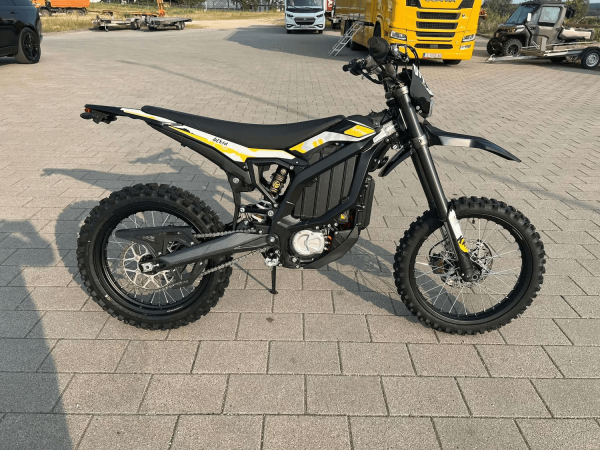 Surron Ultra bee( ultra bee yellow x black colour:link