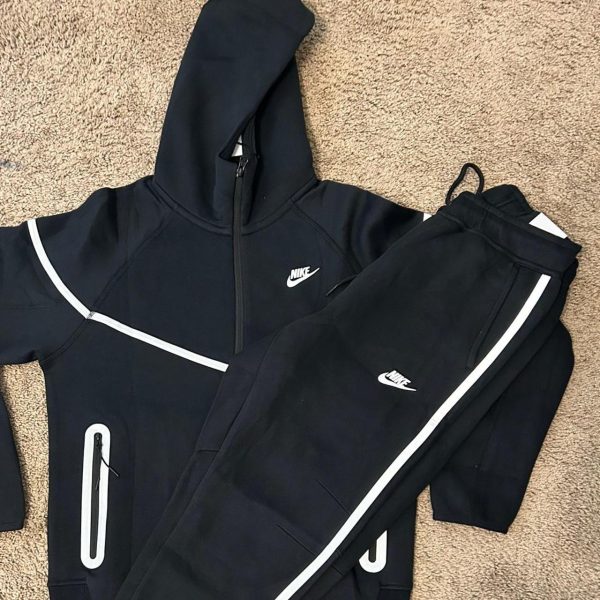 Nike Men's Black Jacket
