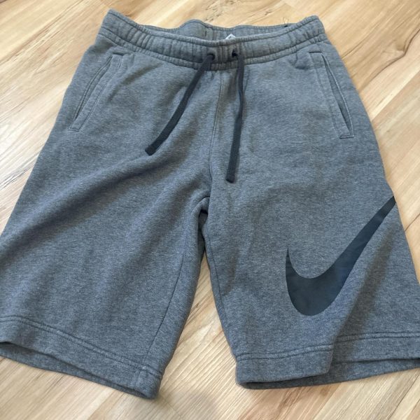 Nike Men's Grey Shorts