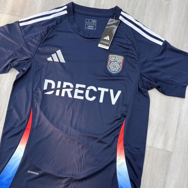 Adidas Men's T-shirt