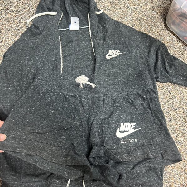 Nike Women's Grey and Black Sweatshirt