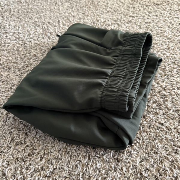 Lululemon Men's Khaki and Green Joggers-tracksuits