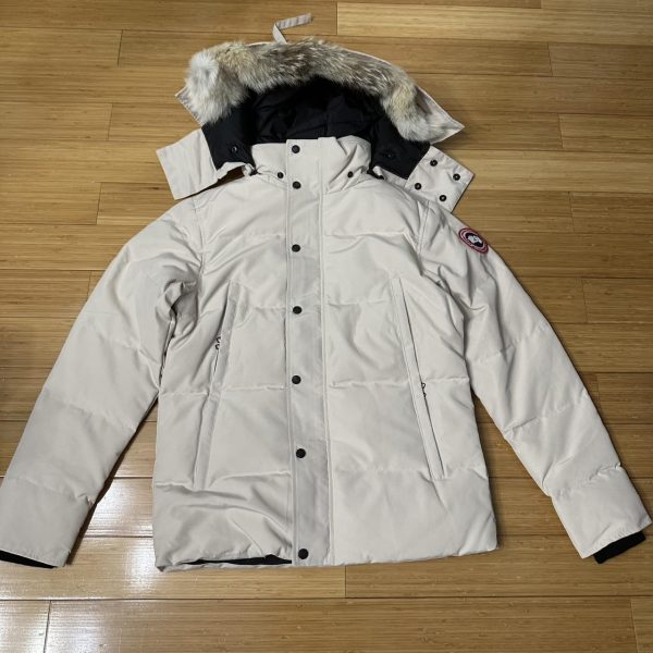 Men's White and Cream Coat