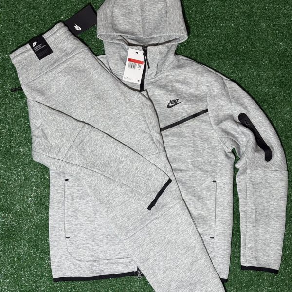 Nike Men's Navy and Blue Hoodie