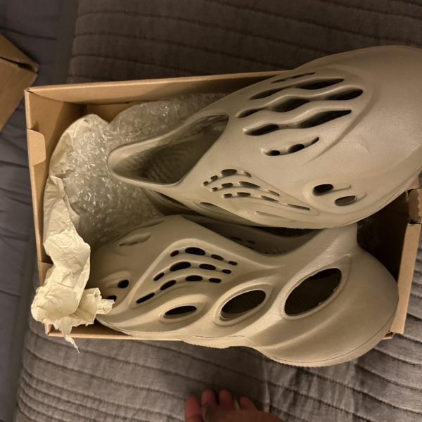 Yeezy Men's Cream and Tan Slides