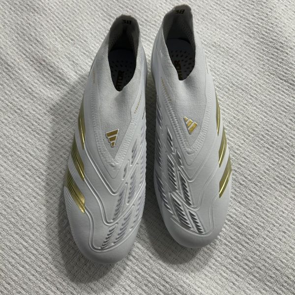 Adidas Men's White and Grey Boots