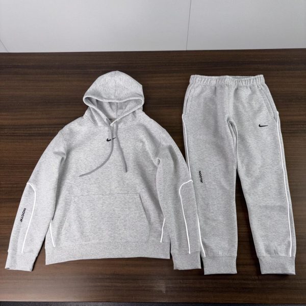 Nike Men's Grey Hoodie