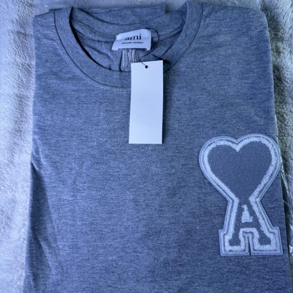AMI Paris Men's Grey T-shirt